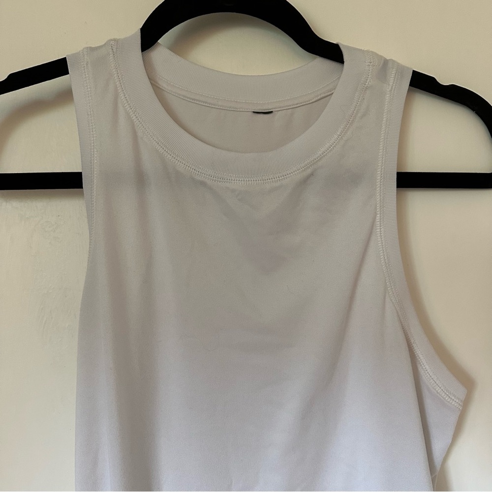 Vuori Energy white tank